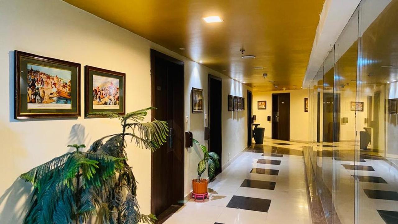 Black Panther Hotel 3*