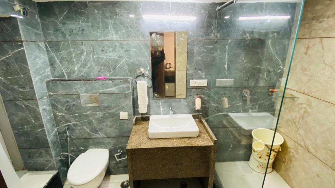 Black Panther Hotel
