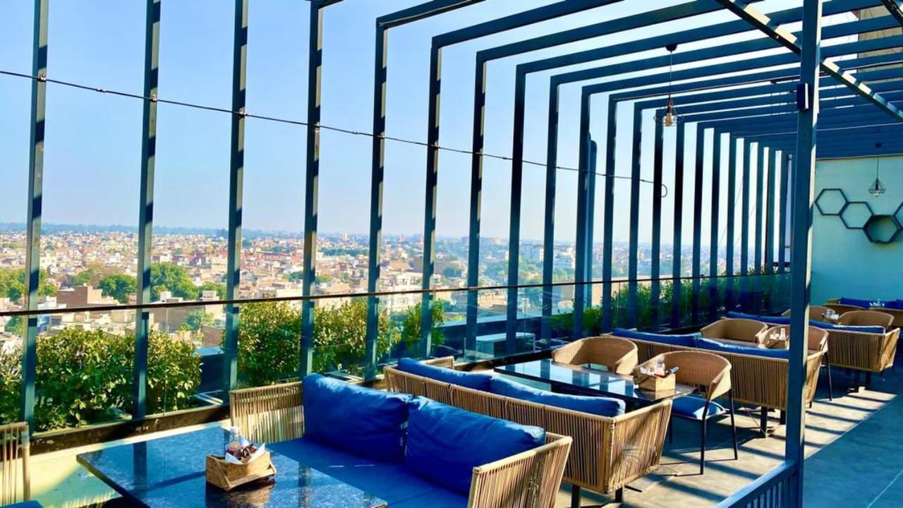 Hotel Black Panther 3*